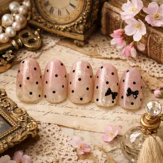 ネイル Roger 舞のネイルデザイン