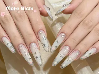 ネイル More Glam 池袋東口店のネイルデザイン