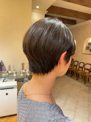 ショート ボブ ホノカのヘアスタイル