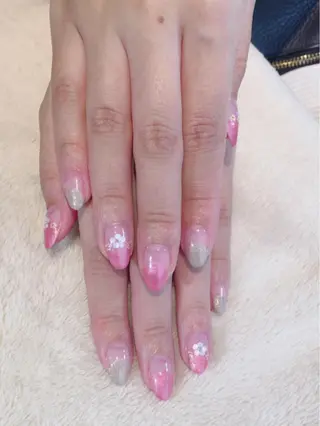 ネイル ビジューバイアクイユ ネイルズ　東中野店のネイルデザイン