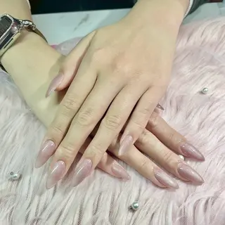 ネイル Jr.ネイリスト🤍 【Alissa】新栄のネイルデザイン