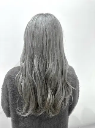 ロング カラー テクニカルディレクタ ー葛西凌大のヘアスタイル