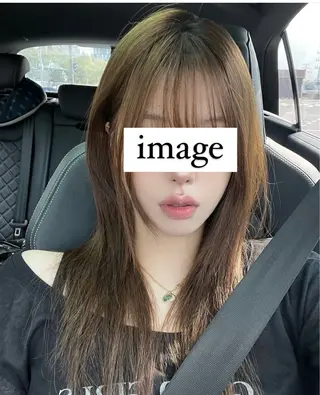ロング 韓国タッセルカット レイヤーカットのヘアスタイル