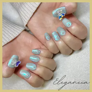 カラー ネイル Elegancia. Hiromiのネイルデザイン