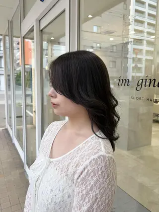 セミロング 韓国ヘアケアブリーチ 莉奈のヘアスタイル
