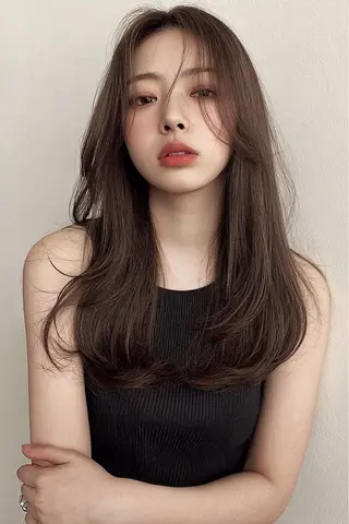 ロング Ryo ／透明感カラーのヘアスタイル