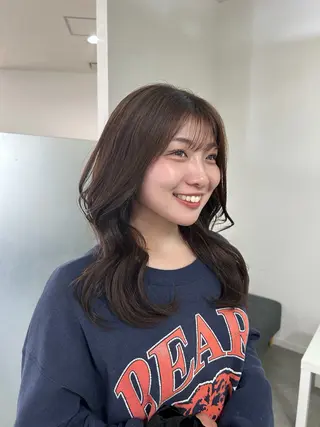 ミディアム カラー 古川 みやこのヘアスタイル