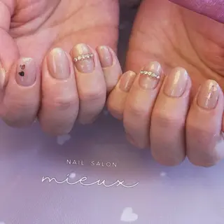 ネイル nailsalon mieuxのネイルデザイン