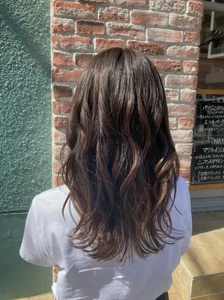 セミロング カラー 🫧透明感イルミナ カラー🫧三浦菜々子のヘアスタイル