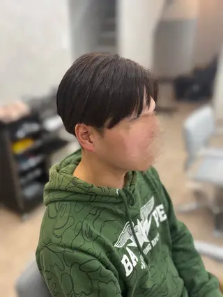 カラー メンズ フェザーパーマ🦋 毛流れ🖤ayaneのヘアスタイル