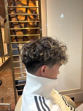 パーマ メンズ 漢眉毛/メンズパーマ /メッシュ/ヒロヤのヘアスタイル