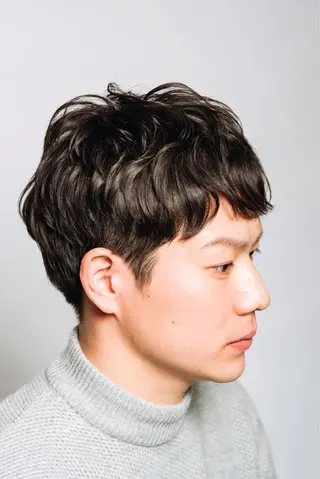 ショート パーマ メンズ 山下 襟華のヘアスタイル