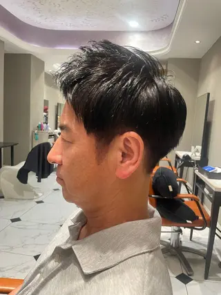 メンズ 頭から整える美容師 松田のヘアスタイル