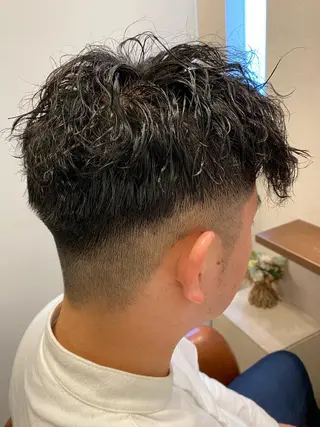 パーマ メンズ liL  hair サトウリョウタのヘアスタイル