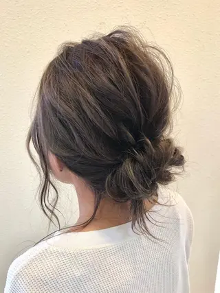 セミロング 中川 茜里のヘアスタイル