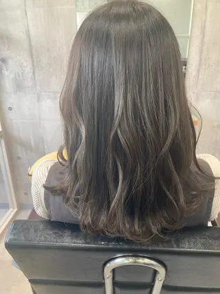 セミロング newi WASHIOのヘアスタイル