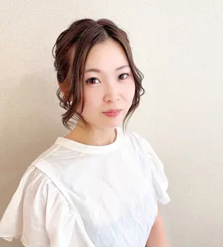 ヘアアレンジ un par unの眉毛・アイブロウイメージ