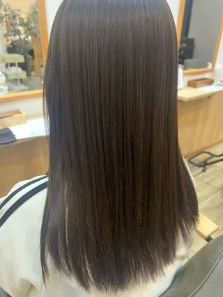 高辻 日菜のヘアスタイル