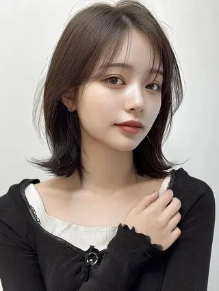 ミディアム 砂澤 瞳のヘアスタイル