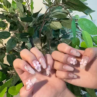 ネイル ☁️BLITZ 🎀笠原雪音🎀のネイルデザイン