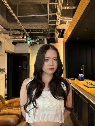 セミロング 暖色カラー Ryokaのヘアスタイル