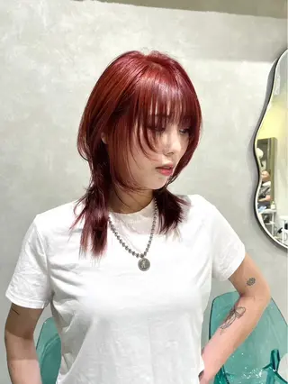 ミディアム ナガノ ナミエのヘアスタイル