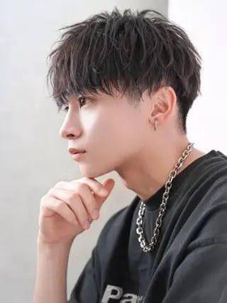 ショート メンズ カラー 心cocoro RISAのヘアスタイル