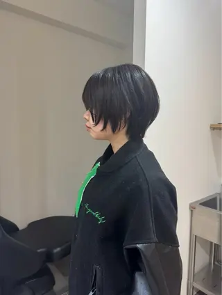 ショート 大人な抜け感レイヤー remi🖤のヘアスタイル