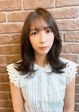 セミロング カラー 艶髪専門美容師🏄 kazuレスlessのヘアスタイル