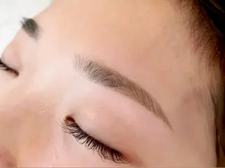 アイブロウ sena 🌻のマツエク・マツパデザイン