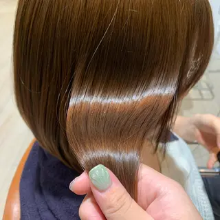 ミディアム やざき ちかのヘアスタイル