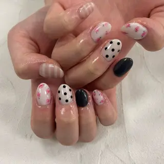 ネイル Bianca  🎀 Hayakawaの眉毛・アイブロウイメージ