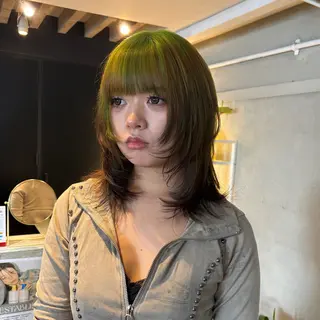 ミディアム カラー ヘアアレンジ 🫧ハイトーン×艶 カラー🫧 Rionのヘアスタイル