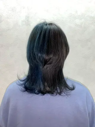 カラー メンズ 井上 花音のヘアスタイル