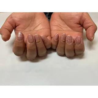 ネイル SHIORI ⭐︎のネイルデザイン