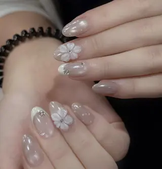 ネイル エリ🫧 nail池袋東口のネイルデザイン