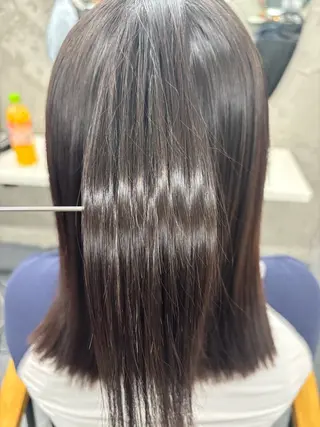 ミディアム 腰越 麻奈のヘアスタイル