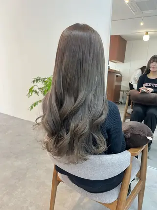 ロング 🟣niw SHUNNA🟣のヘアスタイル