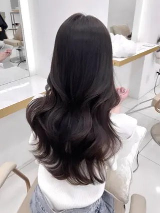 ロング カラー 透明感カラー / 艶カラー/ あいりのヘアスタイル
