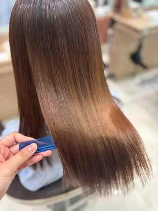 セミロング 鈴木かのん/縮毛矯正 /ミニモ限定クーポンのヘアスタイル