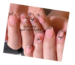 ネイル ﾈｲﾙﾙｰﾑﾘｯｶ 𝐦𝐚𝐲𝐮のネイルデザイン