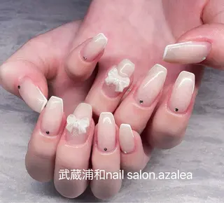 ネイル R inのネイルデザイン