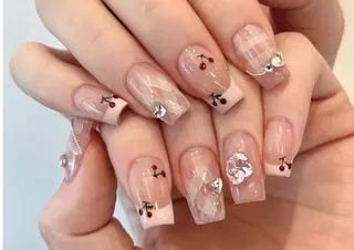 ネイル D-BEAUTY Nailsalonのネイルデザイン