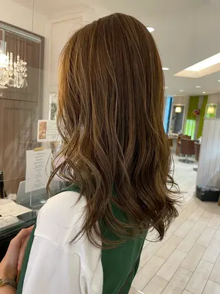 カラー 坂口 月陽のヘアスタイル