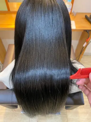 セミロング カラー 和歌山髪質改善 那須優太のヘアスタイル