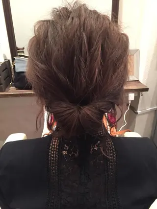 ミディアム ヘアアレンジ いしだ みさきのヘアスタイル