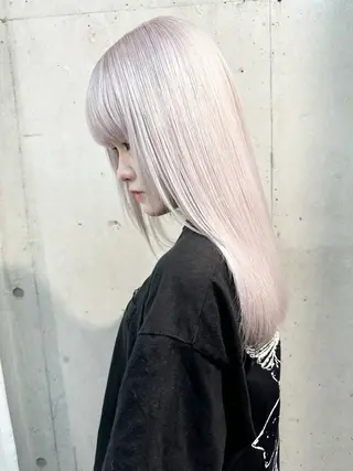 ロング カラー ヘアアレンジ lani ブリーチ /ダブルカラーのヘアスタイル
