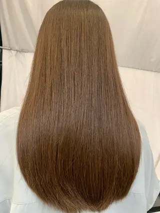 セミロング カラー トップ スタイリストのヘアスタイル