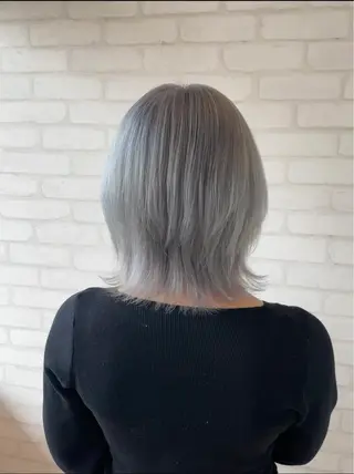 カラー 新田 章太郎のヘアスタイル