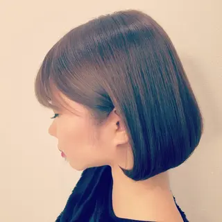 ショート カラー 上田 篤史のヘアスタイル